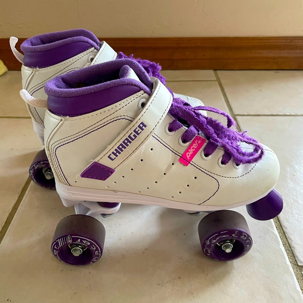 PACER Charger Girl White ROLLER SKATES Derby